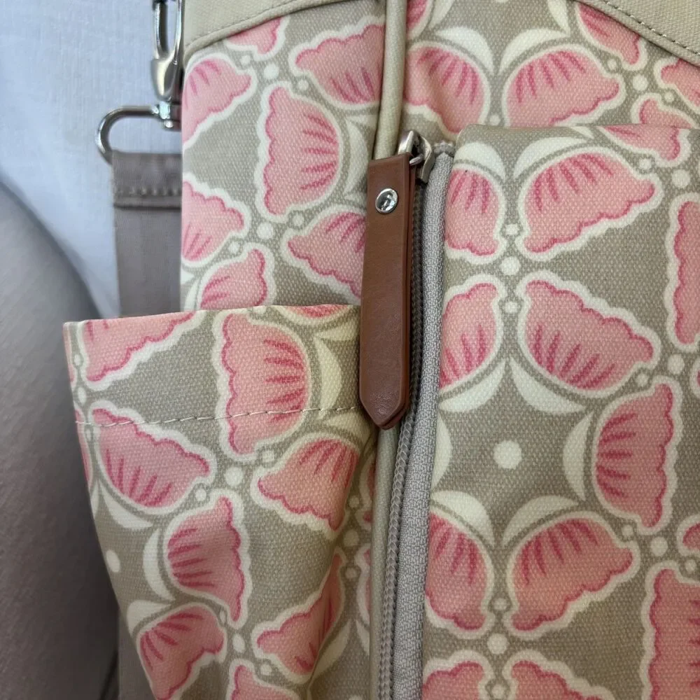Petunia Pickle Bottom City Carryall Blooming Brixham Diaper Bag Pink Beige Chic